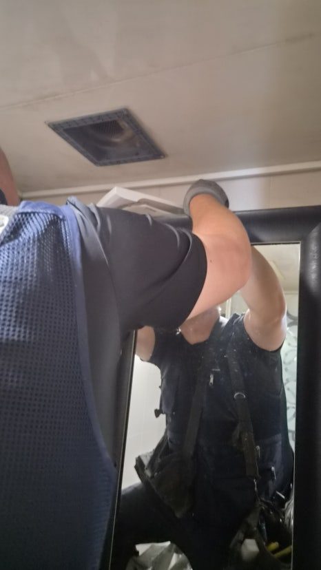 울산 북구 매곡동 월드메르디앙 화장실 환풍기 탄내 원인과 환풍기 교체 후기 시공 과정 9