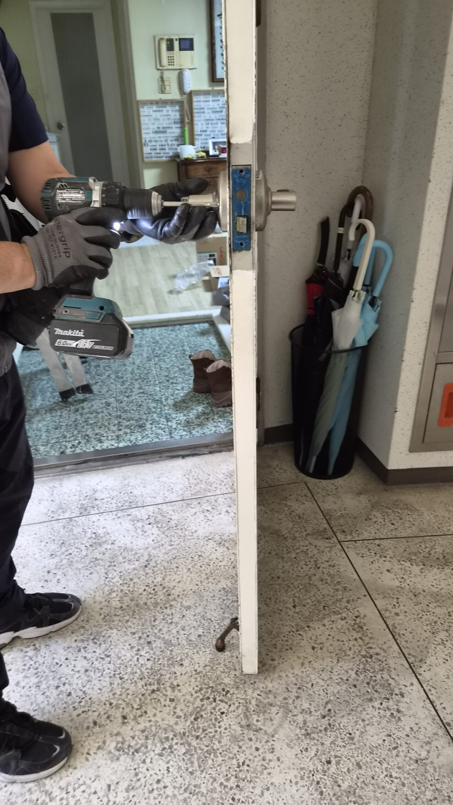 울산 북구 상안동 쌍용아진아파트 베란다 콤비 롤스크린 시공 시공 완료 후 모습